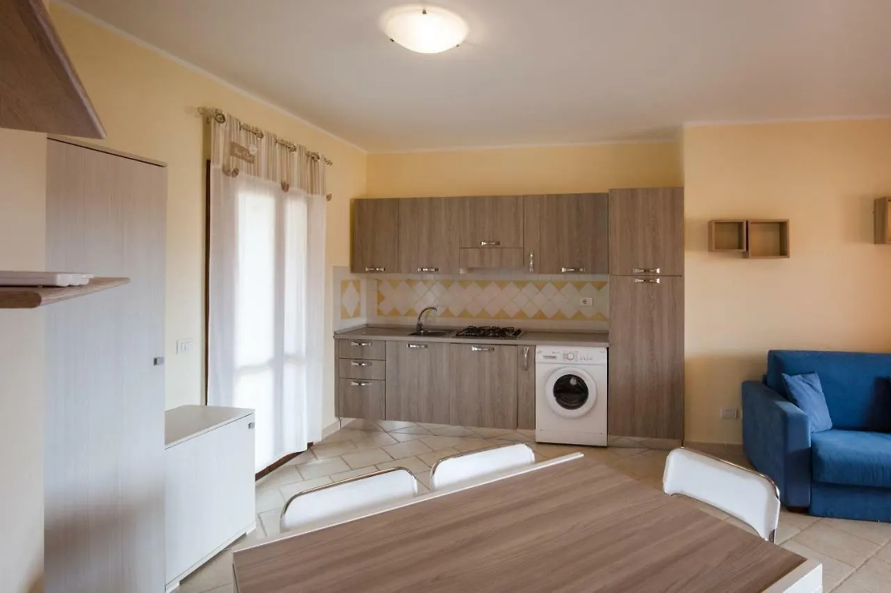 Nyaraló Sea-Front Pearl Apartment Golfo Aranci